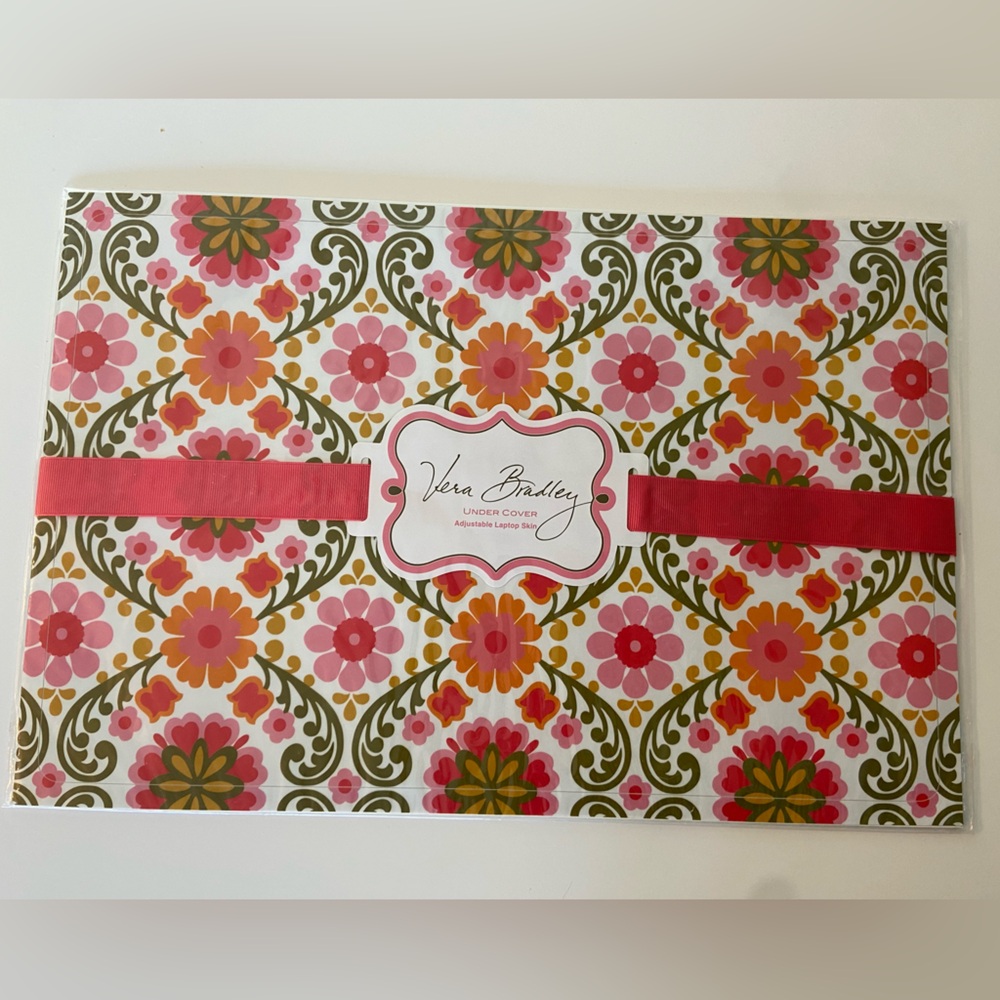 Vera Bradley Under Cover Adjustable Laptop Skin